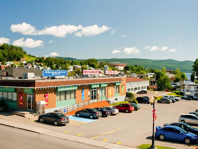 Rodeway Inn 5