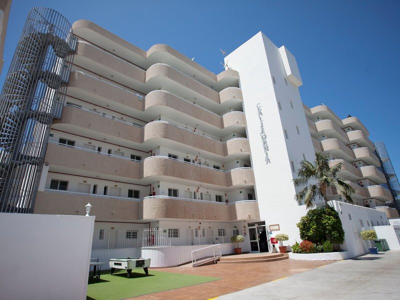 Coral California 1 - Exterior