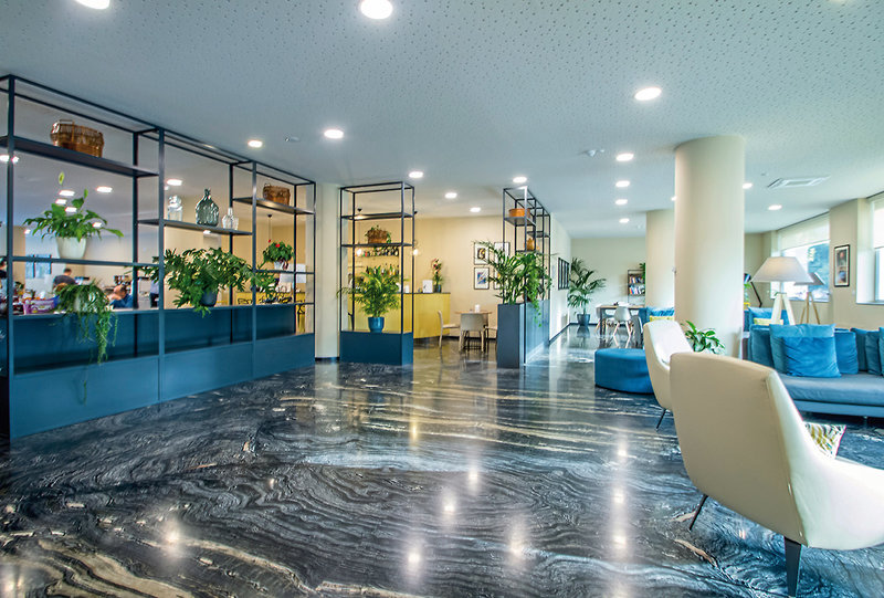 ARK 9 - Lounge / Lobby