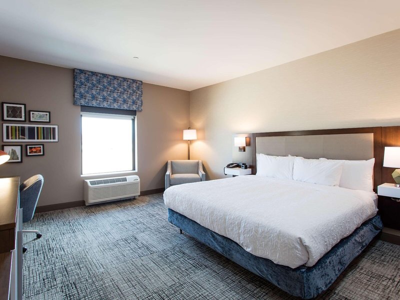 Hampton Inn & Suites St. George 11