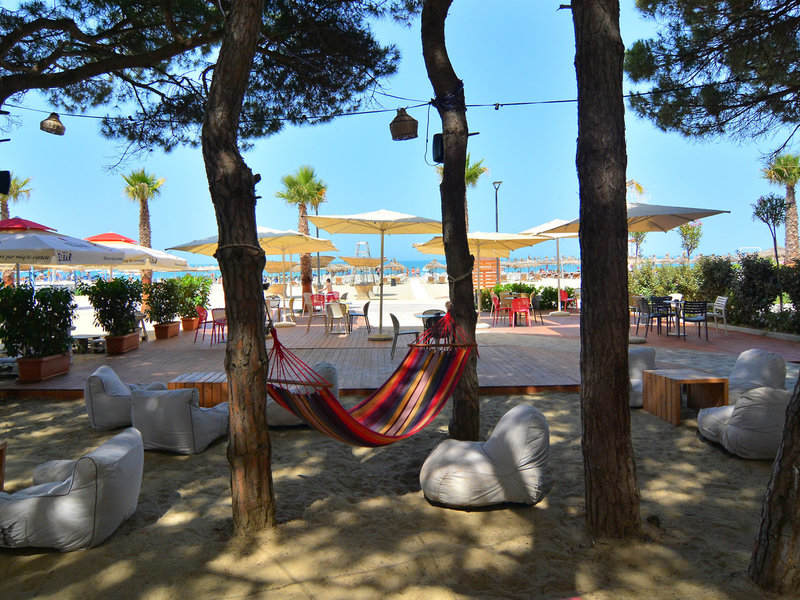 Sandy Beach Resort 20