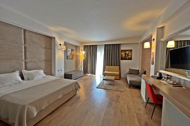 Sandy Beach Resort 5