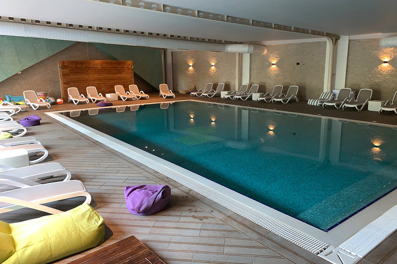 Sandy Beach Resort 10