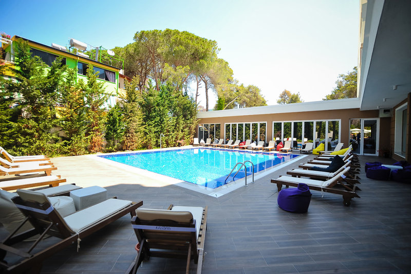 Sandy Beach Resort 16