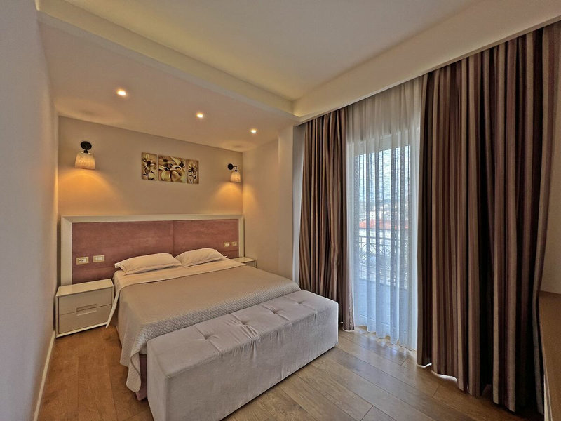 Sandy Beach Resort 8