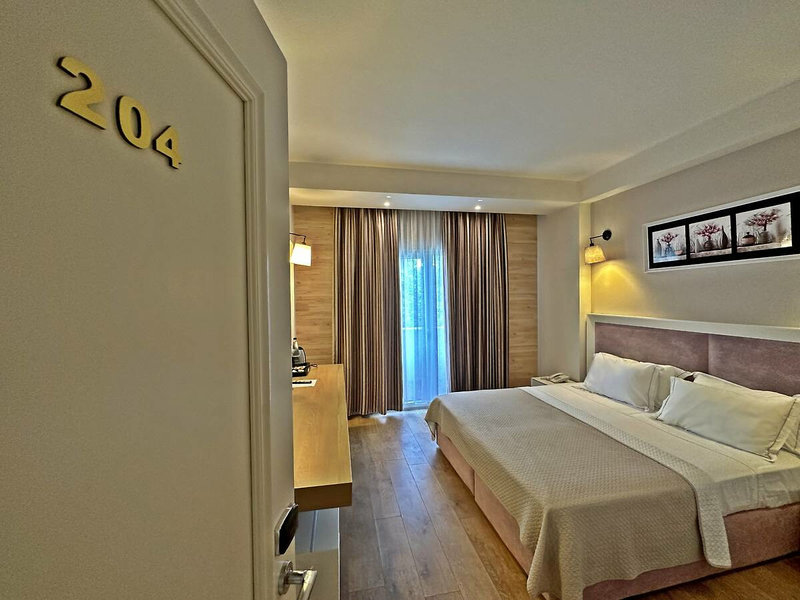 Sandy Beach Resort 11