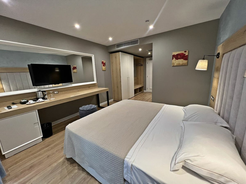Sandy Beach Resort 12