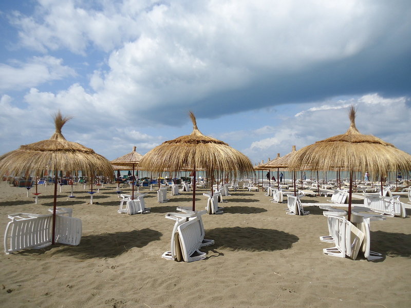 Sandy Beach Resort 4
