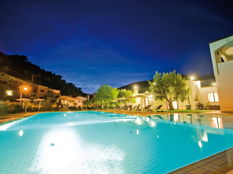 Castellaro Golf Resort 3