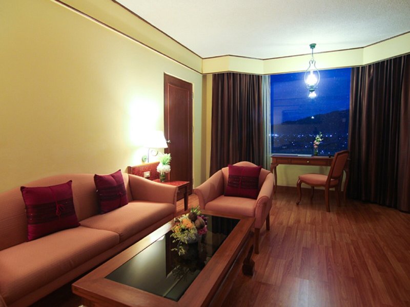 Duangtawan Hotel Chiang Mai 33