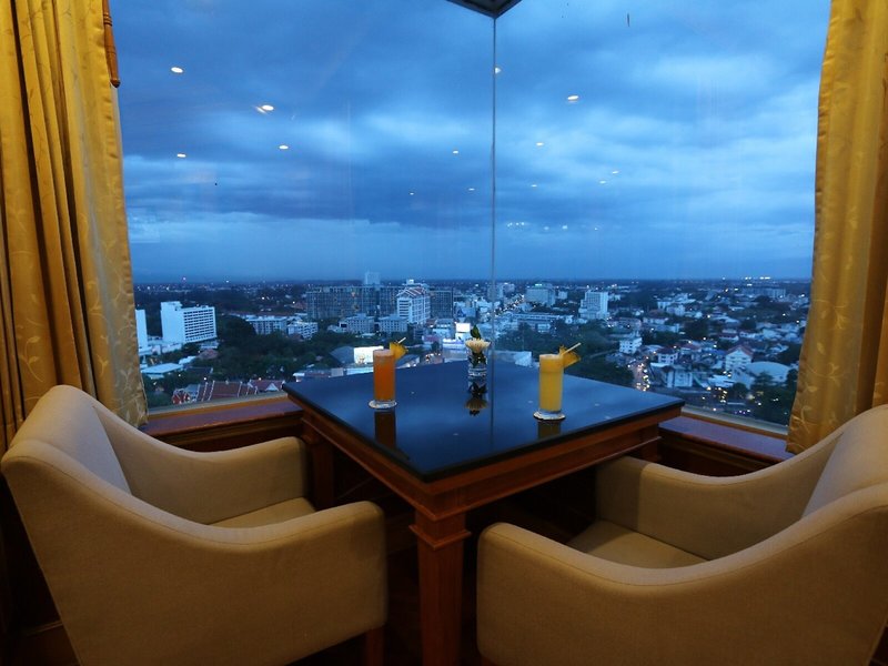 Duangtawan Hotel Chiang Mai 35