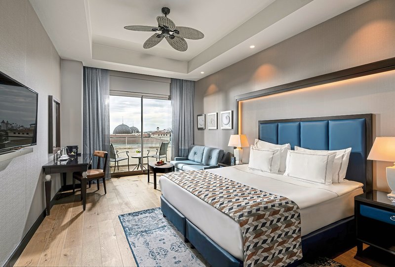 Kaya Palazzo Golf Resort  13