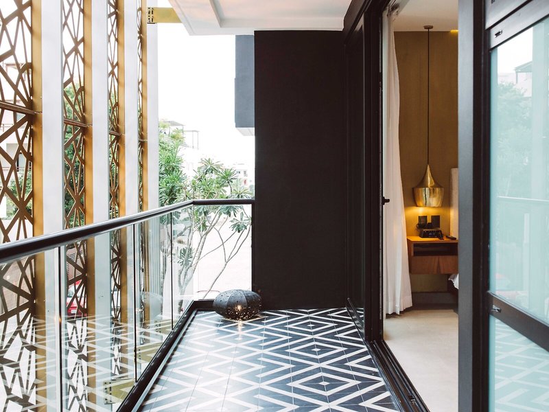 IT Hotel & Residences 2