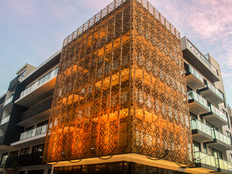 IT Hotel & Residences 8