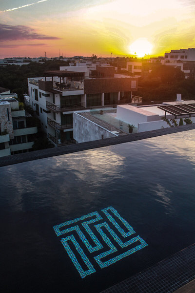 IT Hotel & Residences 13