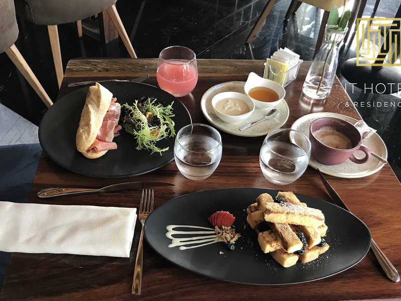 IT Hotel & Residences 20
