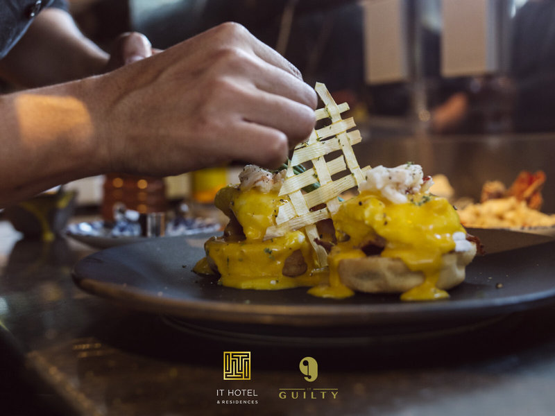 IT Hotel & Residences 21