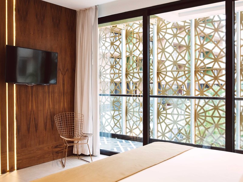 IT Hotel & Residences 34