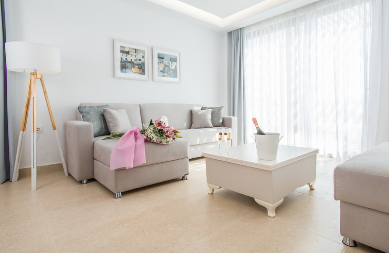 White Rock Of Kos 25