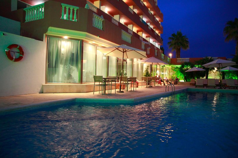 Hotel Moon Dreams Paraiso 18