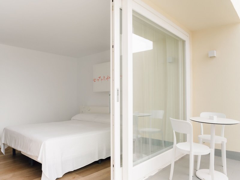 FERGUS Paraiso Beach 39