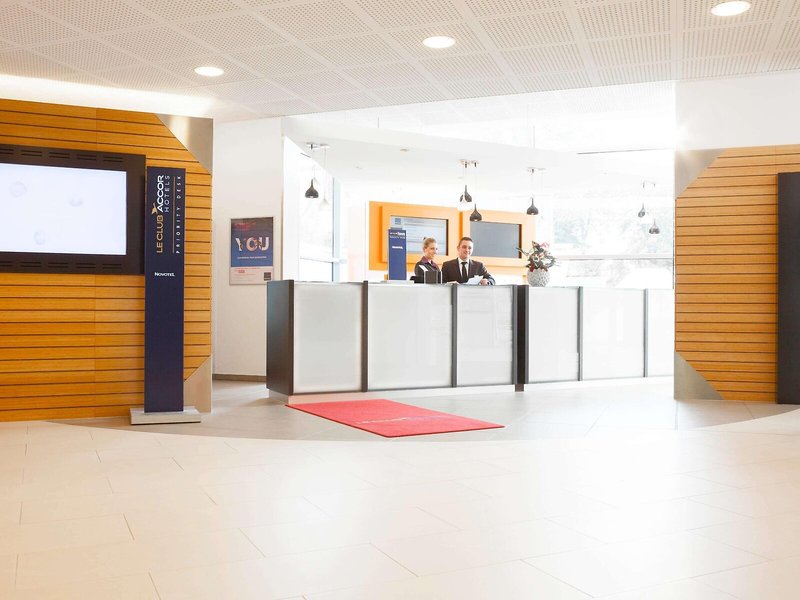 Novotel Zürich Airport Messe 6 - Lounge / Lobby