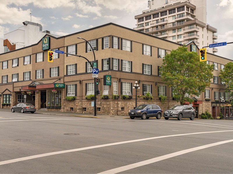 Quality Inn Downtown Inner Harbour 1