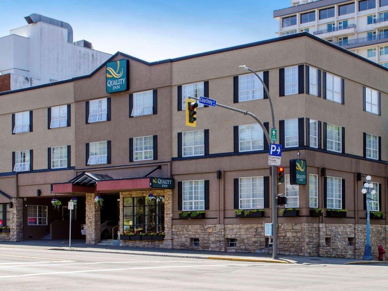 Quality Inn Downtown Inner Harbour 2