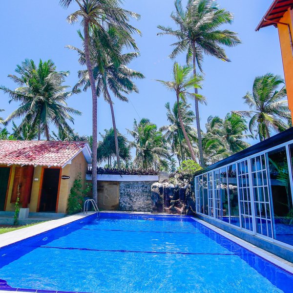 Hiru Beach Ayurveda Resort 13