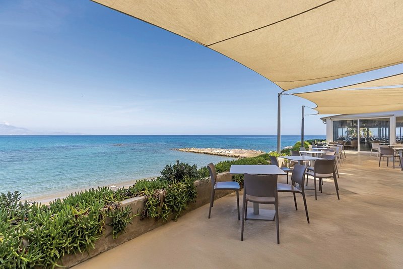 SENTIDO Alexandra Beach Resort & Spa 11
