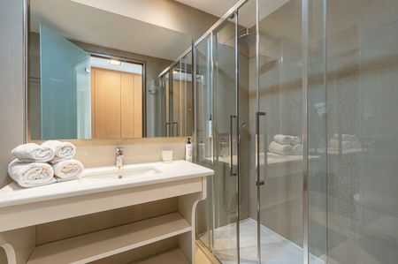 Alexandra Beach Resort & Spa 7