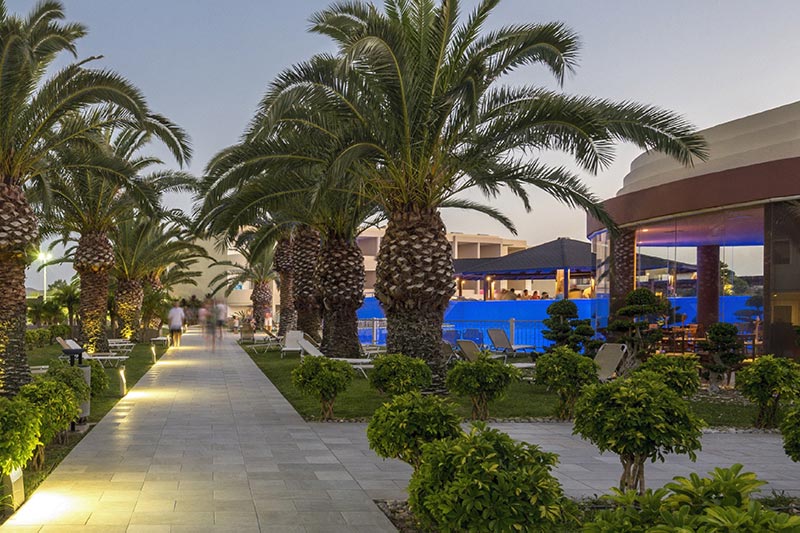 Sandy Beach Hotel 13