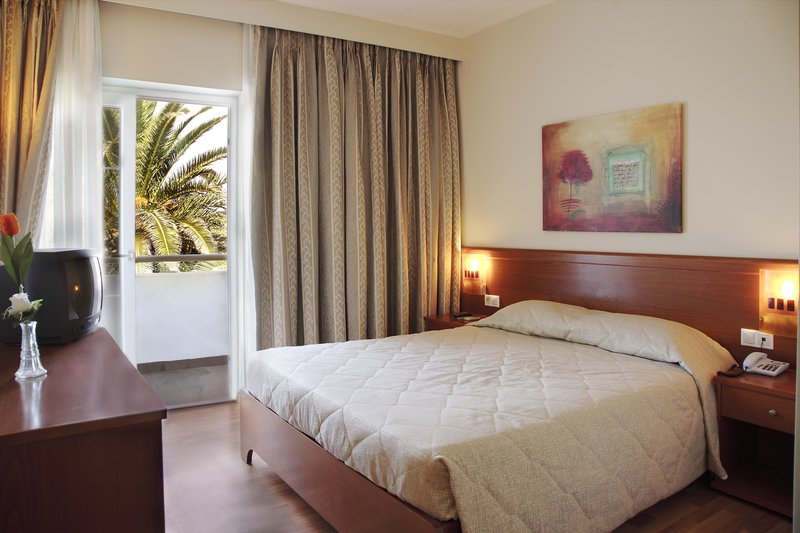 Sandy Beach Hotel 23