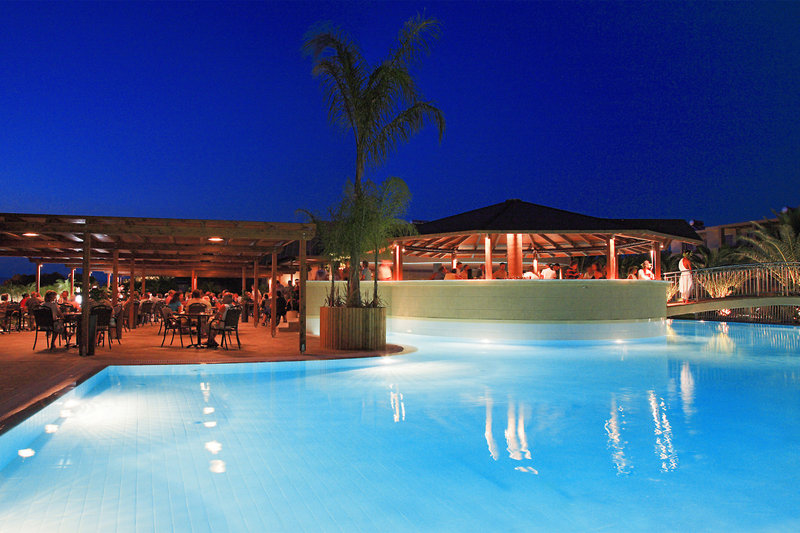 Sandy Beach Hotel 3