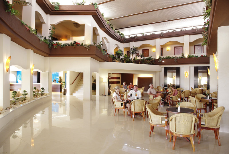 Sandy Beach Hotel 9