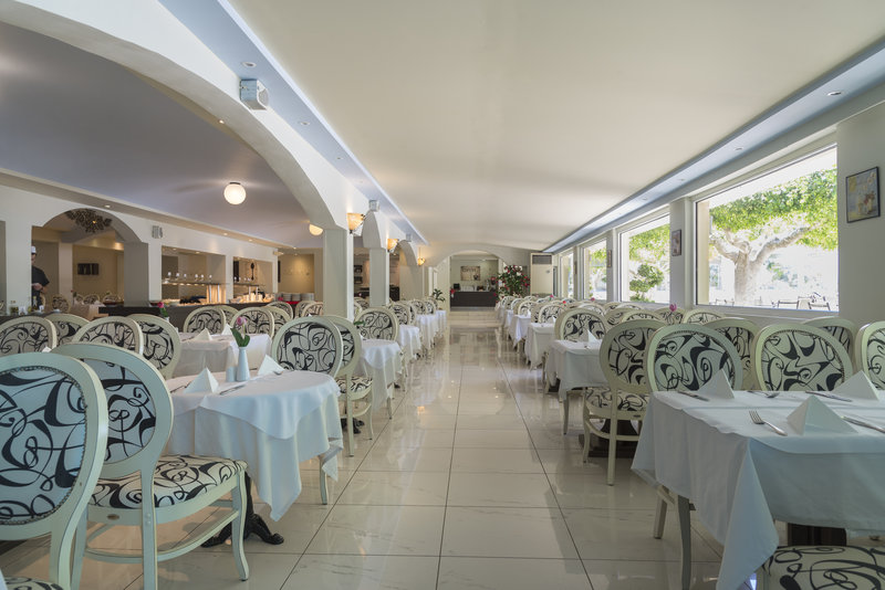 Sandy Beach Hotel 7