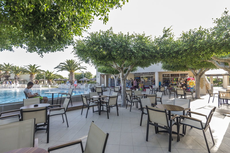 Sandy Beach Hotel 11