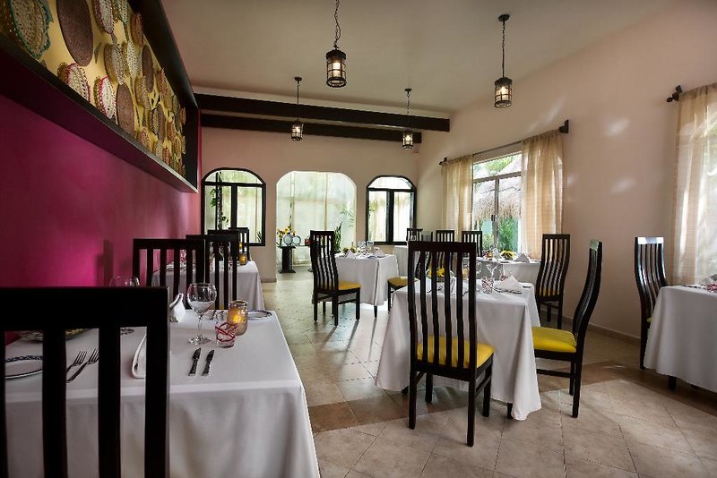 Palafitos Overwater Bungalows 3