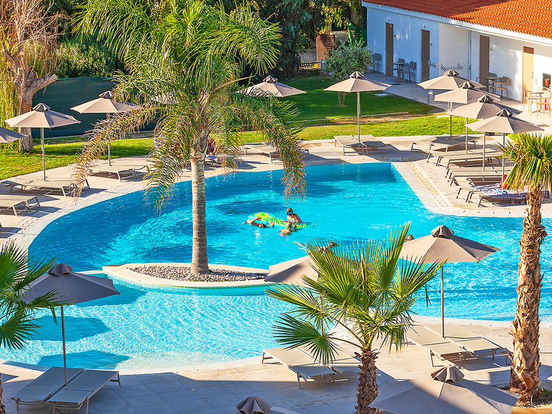 Alfa Beach 13 - Outdoor Pool