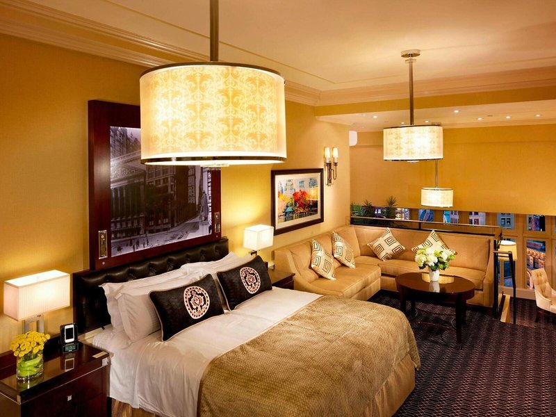 The Algonquin 24