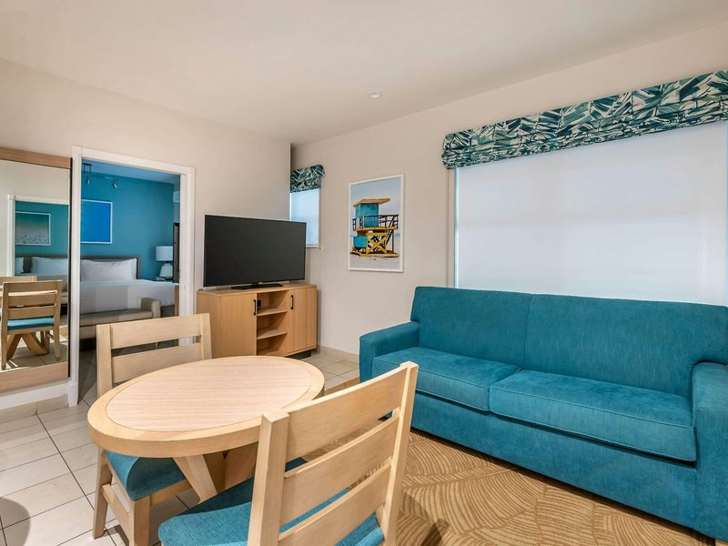 Hilton Vacation Club Crescent on South Beach Miami 22