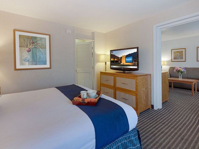 Travelodge by Wyndham Palm Springs 13
