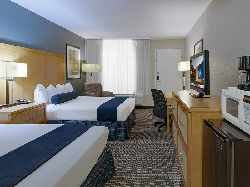 Travelodge by Wyndham Palm Springs 16