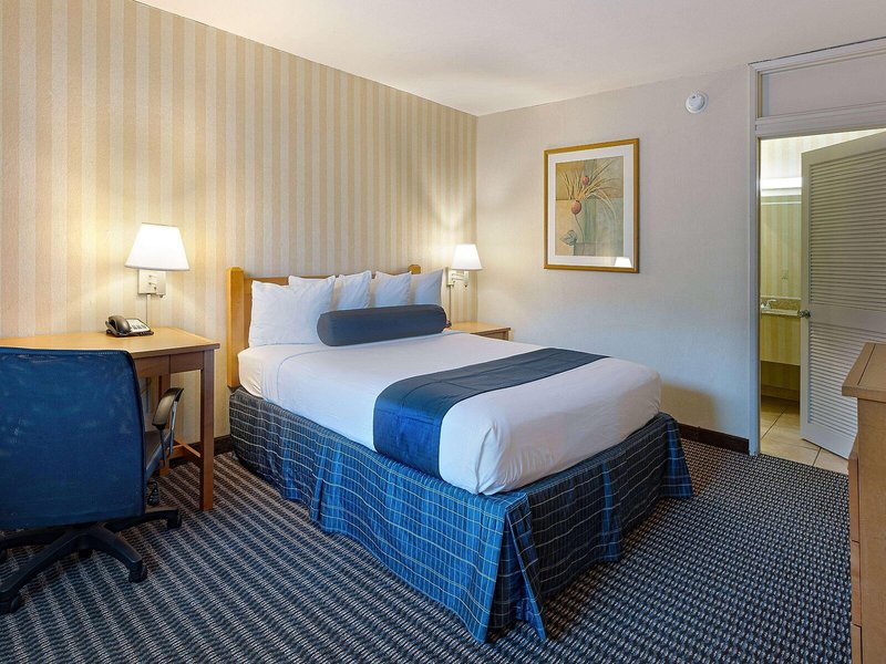 Travelodge by Wyndham Palm Springs 19