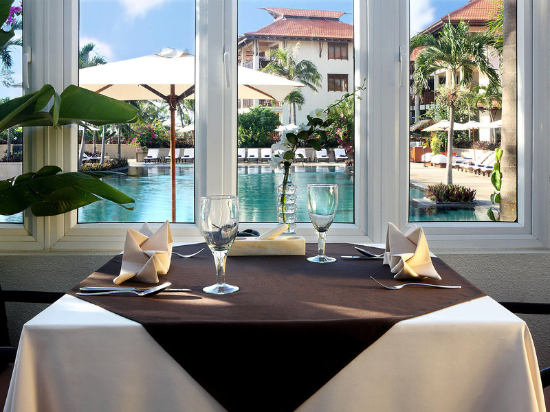 Furama Resort & Villas Danang 15