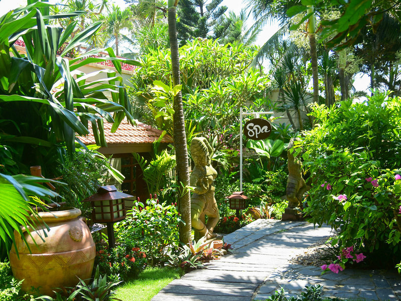 Furama Resort & Villas Danang 12