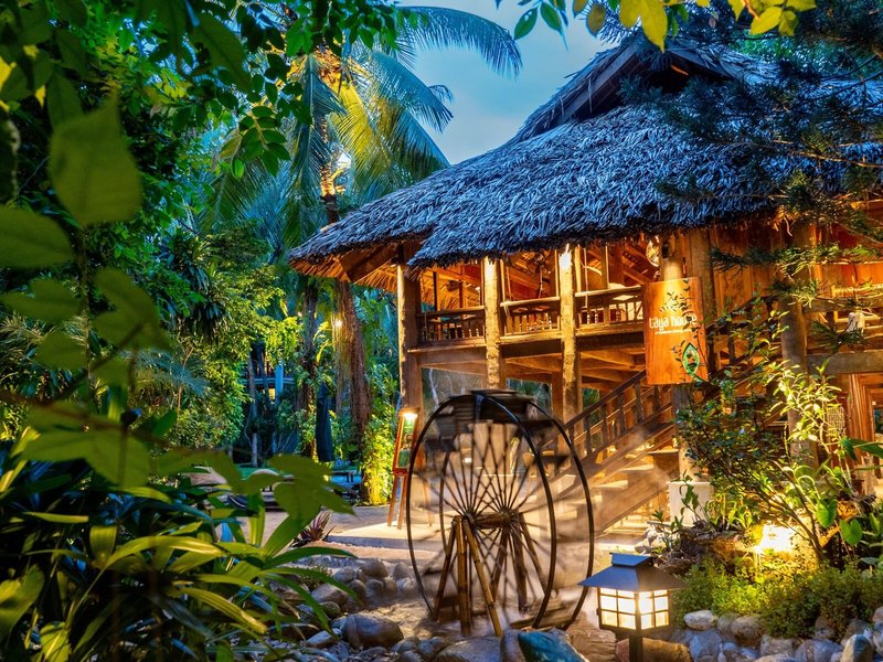 Furama Resort & Villas Danang 24