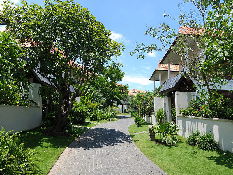 Furama Resort & Villas Danang 11