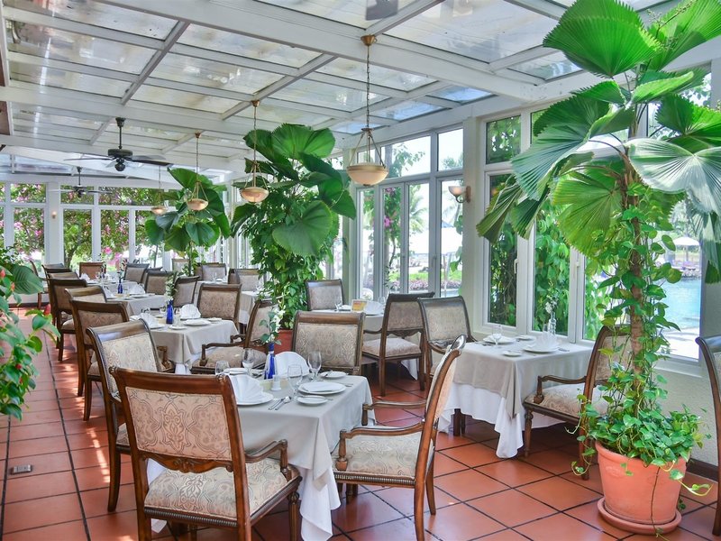 Furama Resort & Villas Danang 13