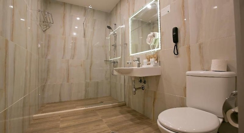 Royal Grand Hotel & SPA 2